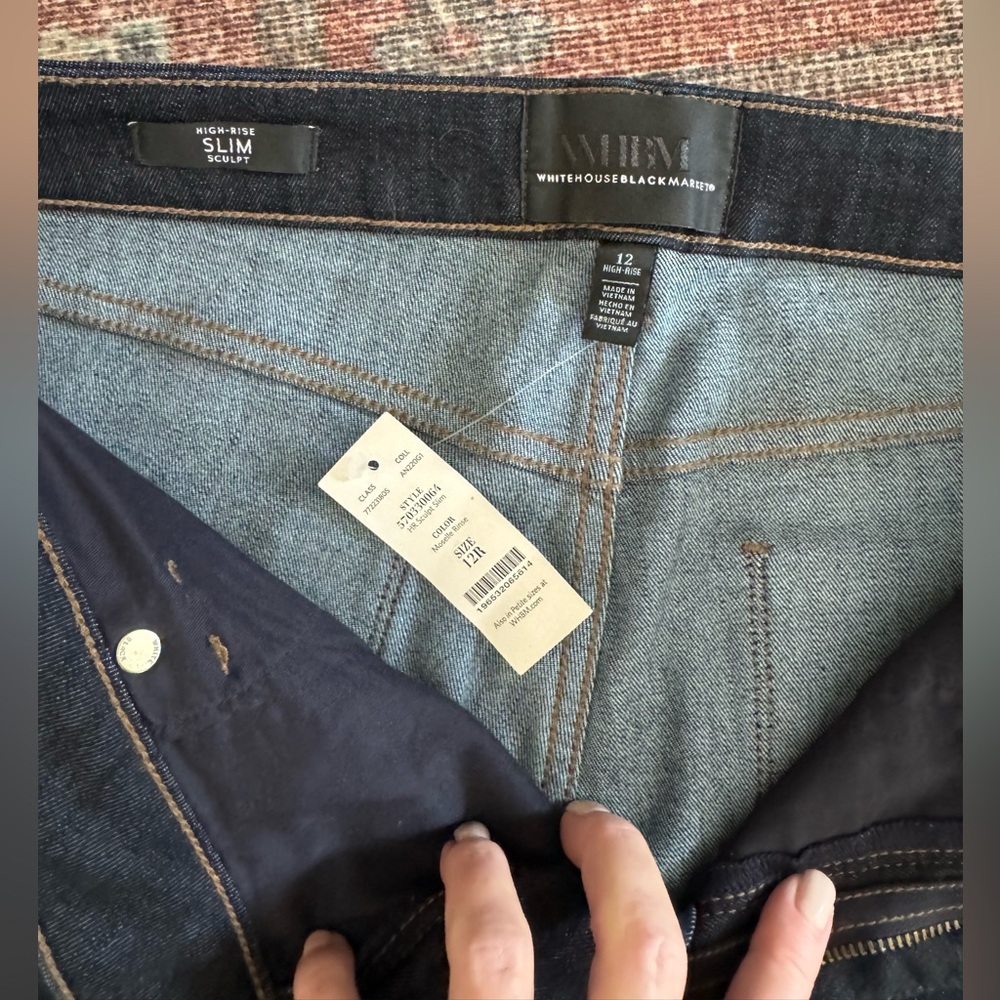 SOLD! NWT! WHBM Women's slim cut jeans - Picture 5 of 5